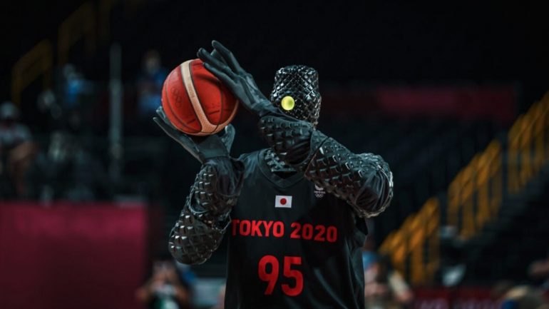 Scary Olympics: Toyota robot hits basketball with razor-sharp precision