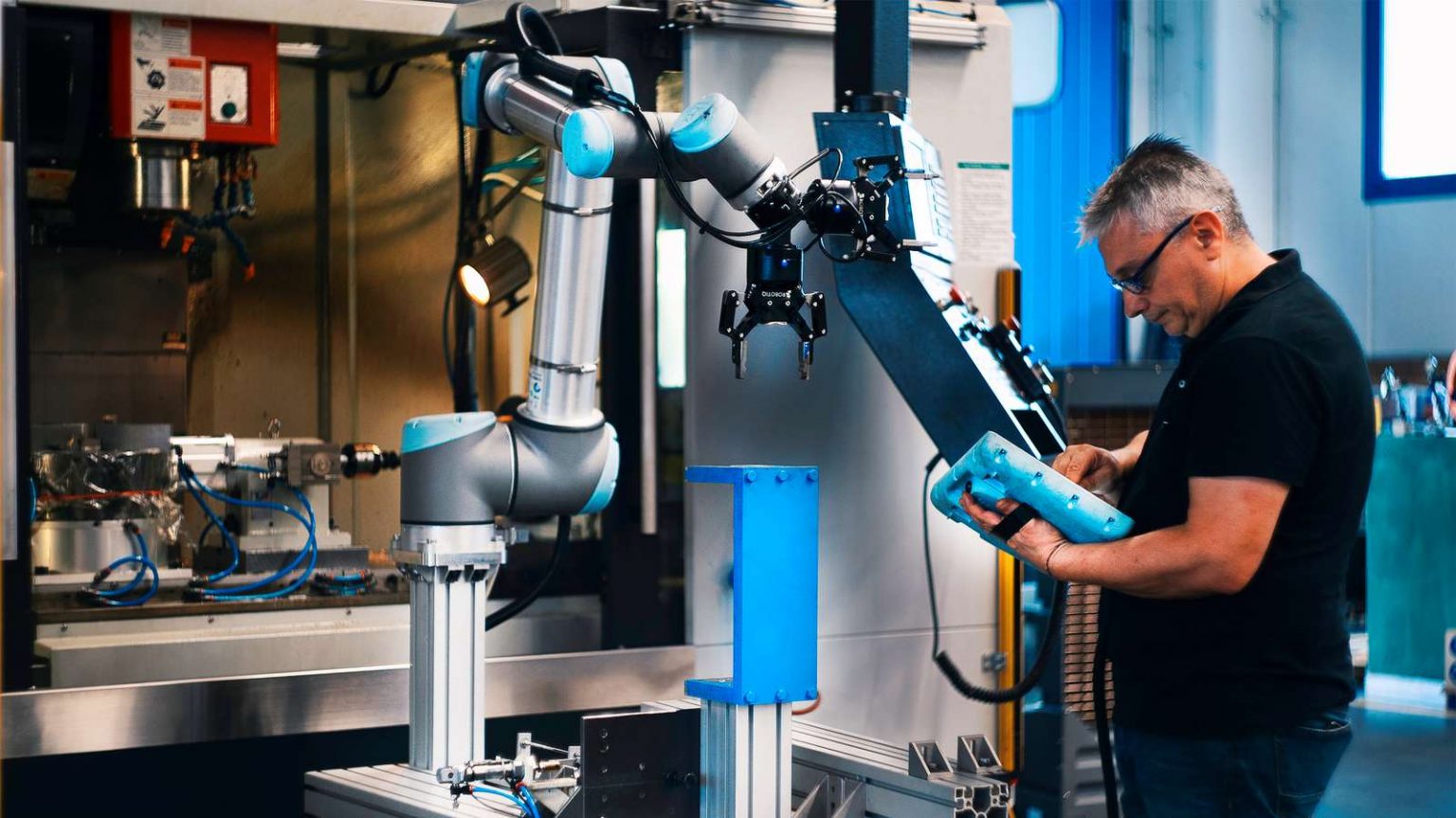 The Ultimate Guide To Getting Started With Industrial Robotic Arm